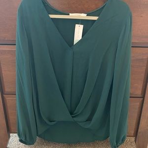 BNWT size large twist detail blouse